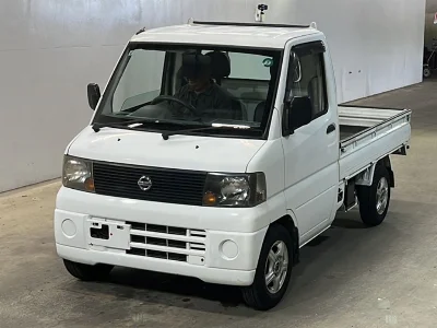 NISSAN CLIPPER TRUCK