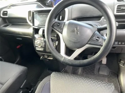 MITSUBISHI DELICA D2