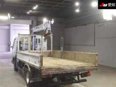 MITSUBISHI CANTER