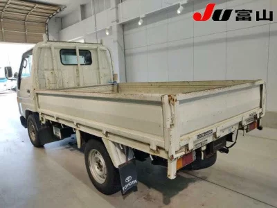 TOYOTA DYNA