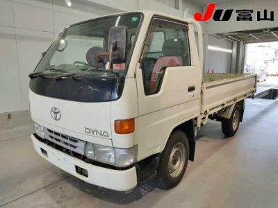 TOYOTA DYNA
