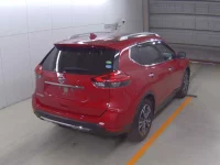 Цена авто Nissan X-Trail с аукционов Японии, номер кузова T32, пробег 96 000, оценка 6