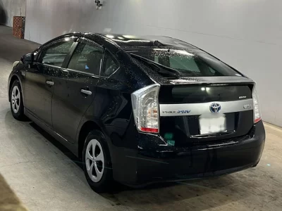 TOYOTA PRIUS PHV