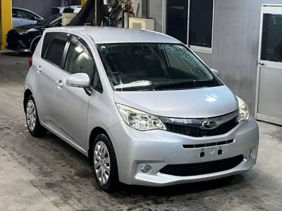 SUBARU TREZIA