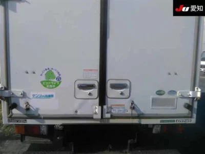 TOYOTA DYNA
