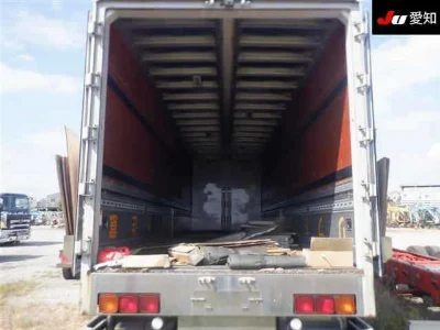 MITSUBISHI FUSO SUPER GREAT