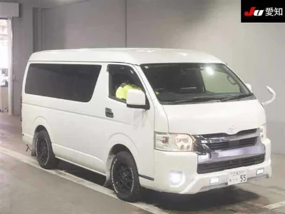 TOYOTA HIACE