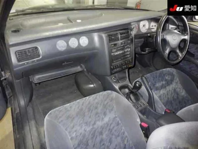 TOYOTA CORONA