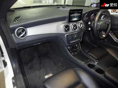 MERCEDES BENZ CLA SHOOTING BRAKE