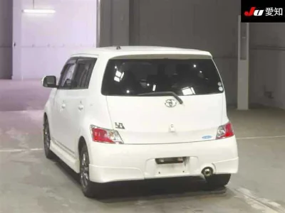 TOYOTA BB