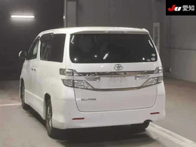 TOYOTA VELLFIRE