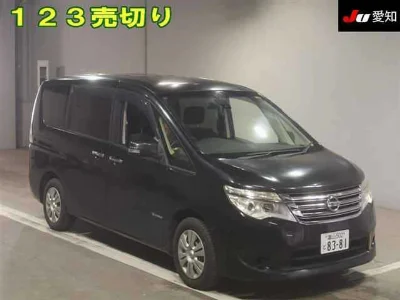 NISSAN SERENA