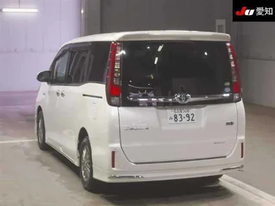TOYOTA ESQUIRE