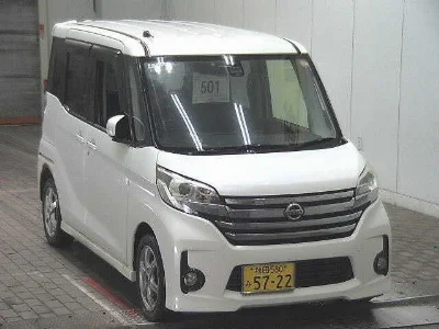 NISSAN DAYZ ROOX