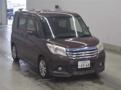 MITSUBISHI DELICA D2