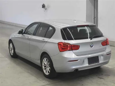 BMW 1 SERIES