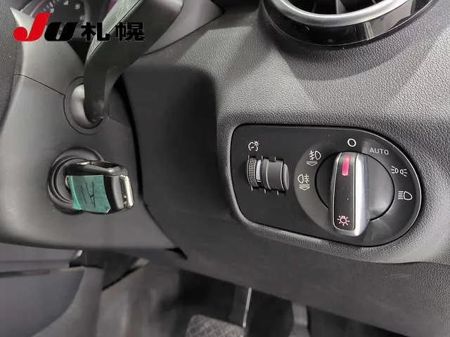 Audi A1  с аукциона в Японии