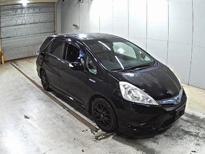 HONDA FIT SHUTTLE