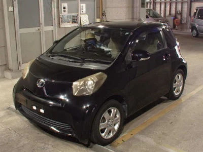 TOYOTA IQ