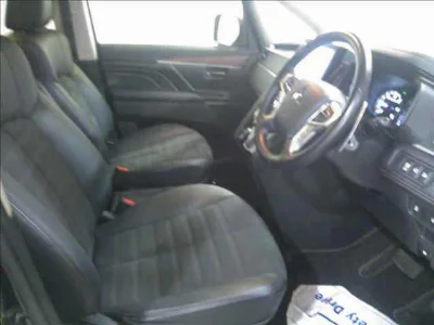 MITSUBISHI DELICA D5