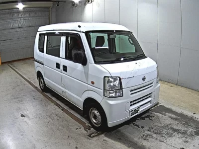 NISSAN CLIPPER VAN