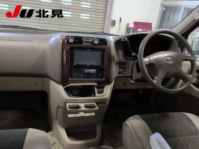 TOYOTA GRANVIA