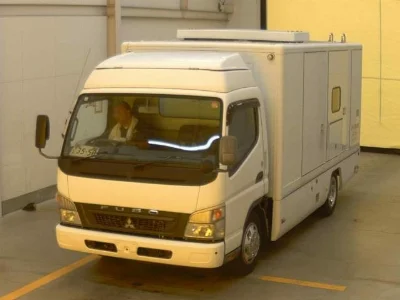 MITSUBISHI CANTER