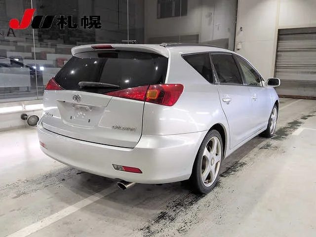Toyota Caldina  с аукциона в Японии