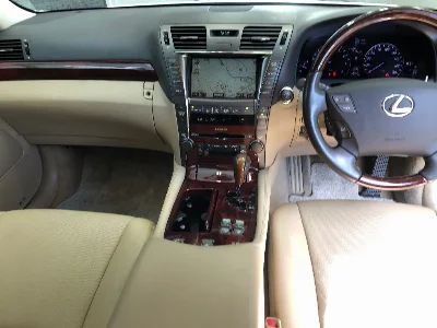 LEXUS LS
