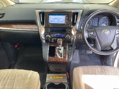 TOYOTA ALPHARD