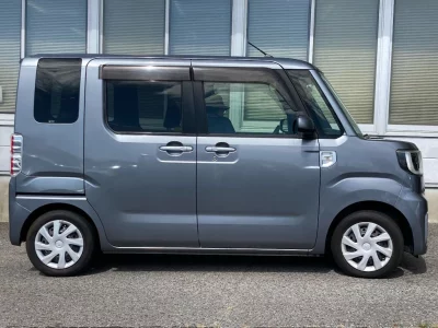 TOYOTA PIXIS MEGA