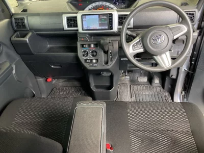 TOYOTA PIXIS MEGA