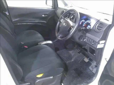 SUBARU LUCRA