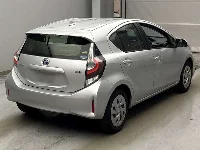 Цена авто Toyota Aqua с аукционов Японии, номер кузова NHP10, пробег 236 000, оценка 2