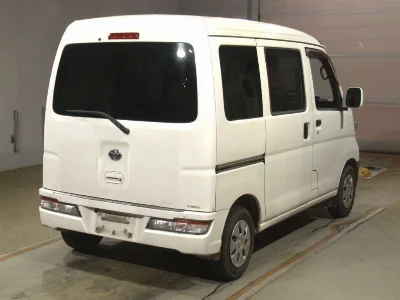 TOYOTA PIXIS VAN