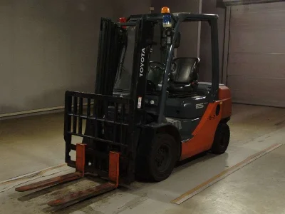 TOYOTA  FORKLIFT 