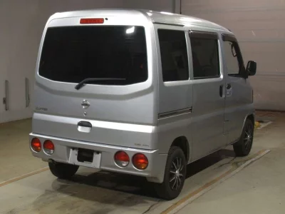 NISSAN CLIPPER VAN
