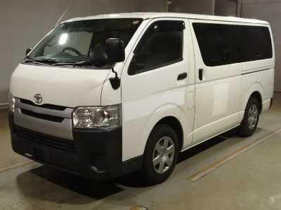 TOYOTA REGIUS VAN