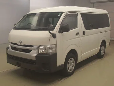 TOYOTA HIACE