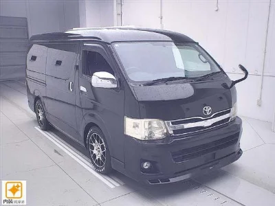 TOYOTA REGIUS ACE VAN
