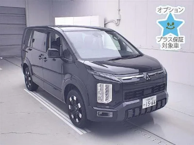 MITSUBISHI DELICA D5