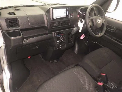 TOYOTA PIXIS VAN