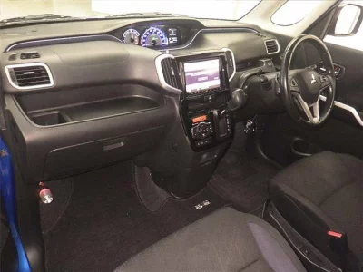 MITSUBISHI DELICA D2