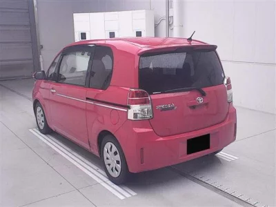 TOYOTA SPADE