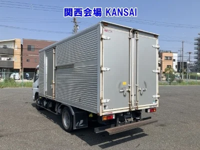 Mitsubishi Fuso Canter