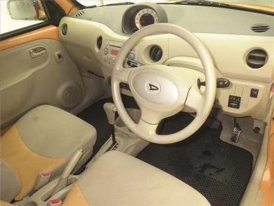 DAIHATSU ESSE
