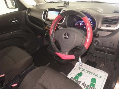 MITSUBISHI DELICA D2