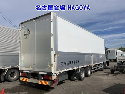 MITSUBISHI FUSO SUPER GREAT