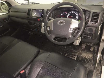 TOYOTA REGIUS ACE VAN