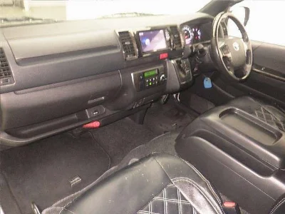 TOYOTA REGIUS ACE VAN